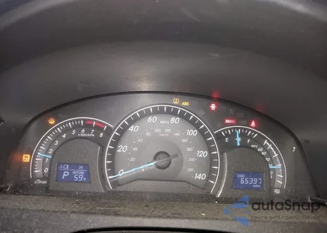 2013 Toyota Camry Le z USA, uszkodzony, nr VIN 4T1BF1FK0DU690686